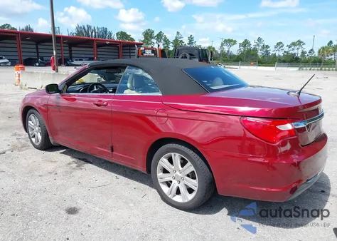 2012 Chrysler 200 Touring z USA, uszkodzony, nr VIN 1C3BCBEG6CN279919